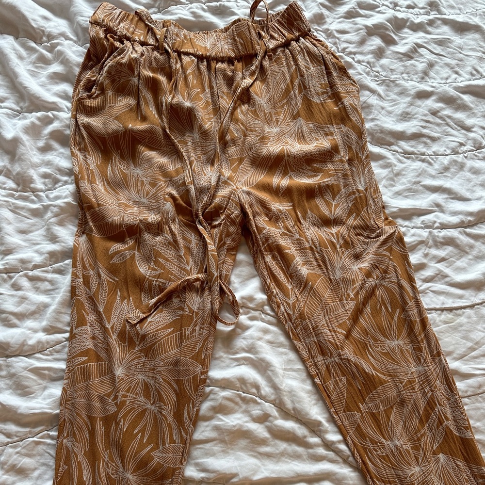 REVOLVE JOGGERS